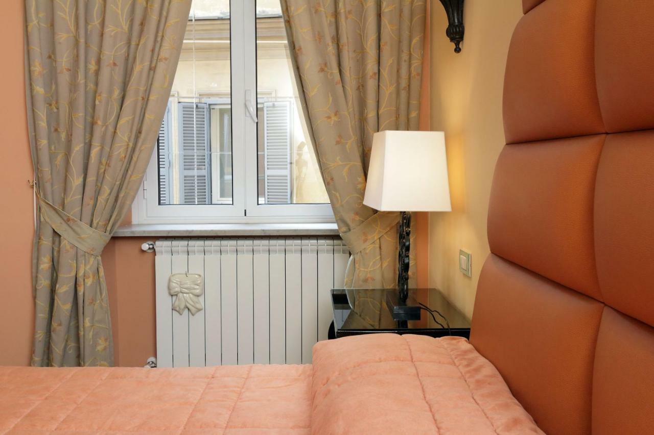 Rome In Your Heart - Spagna Apartment エクステリア 写真